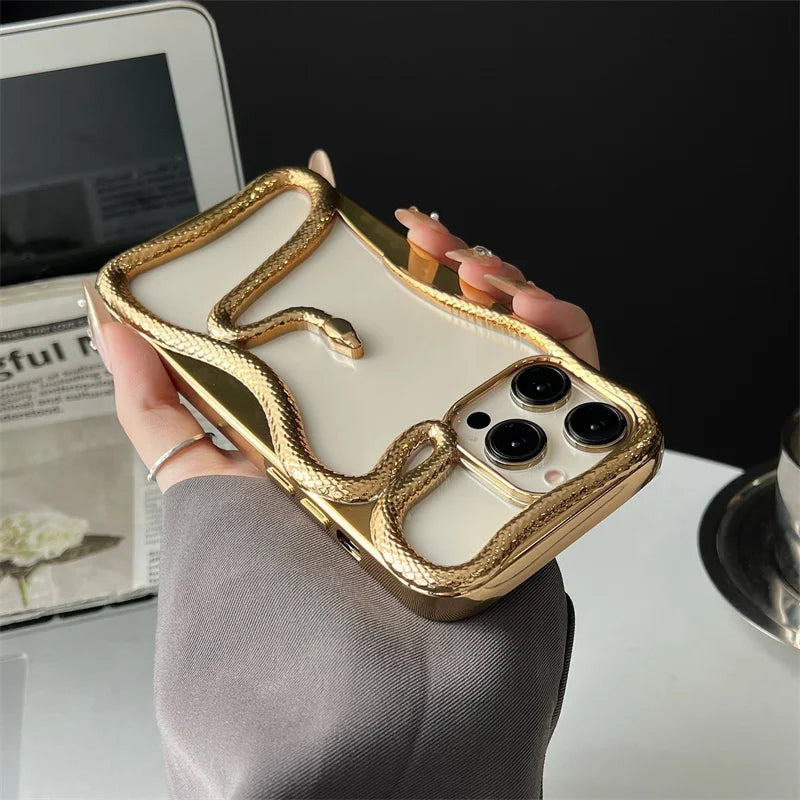 3D Snake Pattern iPhone Case –Ultra Clear Magnetic