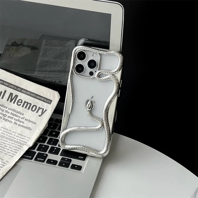 3D Snake Pattern iPhone Case –Ultra Clear Magnetic